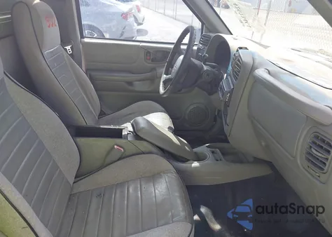 2002 GMC Sonoma Sl из США, поврежденный, VIN 1GTCS14W028174053